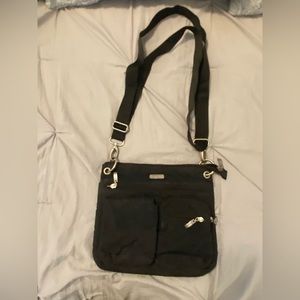 BAGALLINI Black Cross Body Bag